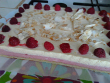 Bavarois nougat et framboises