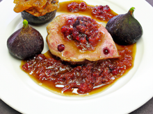 Chapon aux chutney de figues et gelée de groseille