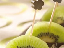 Sucettes de kiwi de l'adour au chocolat IGP