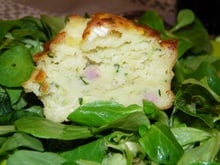 Cake courgette, camembert et saucisse blanche