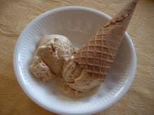 Crème Glacée à la Banane et sa confiture du lait