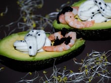 Avocats sauce fromage crème aux perles de hareng