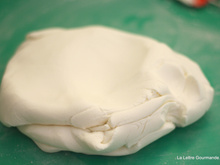 Pâte à sucre maison, avec des chamallows