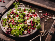 Salade de mâche, endive, feta et graines de grenade