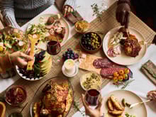 Menus de Noël petit budget : repas complet pour 8 personnes à moins de 10 euros par invité !