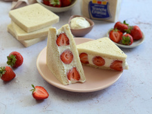Sandwich japonais aux fraises