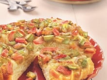 Tarte à la rhubarbe briochée