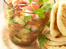 Tartare de pamplemousse de Floride, crevettes et avocats