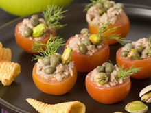 Mini tomates farcies aux pistaches, thon et câpres