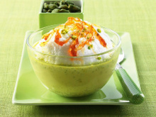 Île flottante sur crème pistache