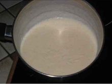 Sauce béchamel relevée à la moutarde