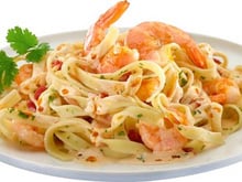 Tagliatelles et crevettes géantes au Philadelphia