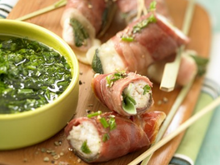 Saltimboccas de filets de lapin à la sauge et au jambon cru de grand-mère