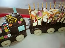 Le train anniversaire (marbré chocolat vanille)