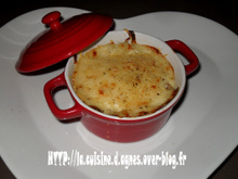 Mini cocotte de fonds d'artichauts gratinés