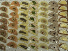 Canapés assortis