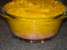 Petite cocotte de purée endive-potiron sur lit de saumon fumé