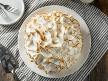 Tous en cuisine spécial Menus de fêtes avec Cyril Lignac : la liste des courses pour l'omelette norvégienne aux amandes