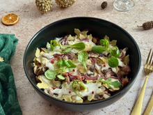 Ces pâtes de Noël aux oignons caramélisés et champignons vont réconcilier toute la famille