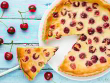 Clafoutis aux cerises : notre chef livre ses astuces pour le réussir à coup sûr !