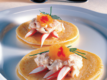 Mousse de crabe sur blinis
