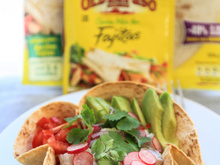 Ceviche en coupelles de tortillas