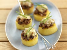 Canapé de Belle de Fontenay gratiné à la duxelle de champignon