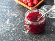 Connaissez-vous cette astuce pour faire de la confiture en un temps record ?