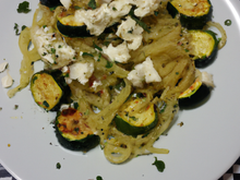 Spaghetti aux courgettes et à la feta