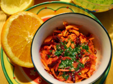 Carottes & betterave râpées, vinaigrette agrumes et coriandre