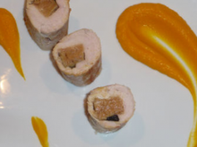 Dinde farcie au foie gras truffé & mousseline de potimarron à la passion