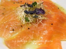 Saumon de Norvège cuit au sel marinade exotique et jeunes pousses