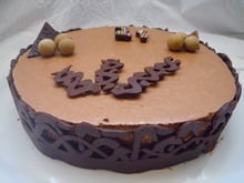 Entremet croquant et fondant tout chocolat