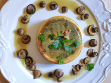 Flan de cèpes aux noix sauce pistou