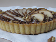 Tarte aux pommes, noix et chocolat