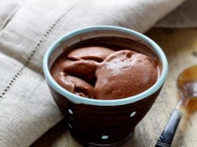 Deux ingrédients et pas besoin de sorbetière : voici une recette ultra simple de glace au Nutella validée par les lecteurs de 750g !