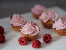 Tartelette à la framboise meringuée