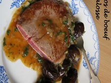 Tournedos de bœuf de Chalosse aux pruneaux