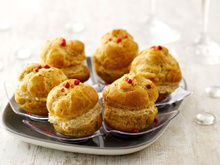 Choux fourrés au foie gras et aux épices