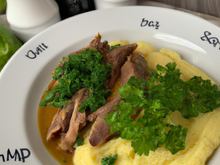 Parmentier de confit de canard et persil