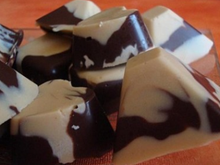 Bonbons deux chocolats et beurre de cacahuètes