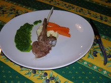 Carré d'agneau à la sauce verte