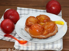 Tatin de prunes au sirop d'érable