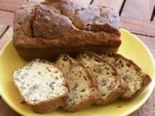 Cake aux olives vertes et noix de pécan