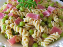 Salade de Fusilli 'Piselli e Prosciutto'