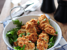 Aiguillettes de poulet en croûtes de cacahuètes et moutarde