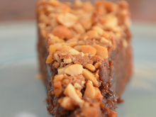 Gâteau au chocolat au lait et noix de cajou