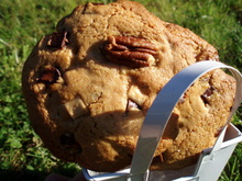 Cookies aux noix de pécan et aux pépites trois chocolats