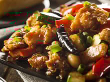 Poulet aux cacahuètes