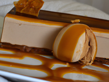 Bûche mousse au chocolat glacéé caramel passion